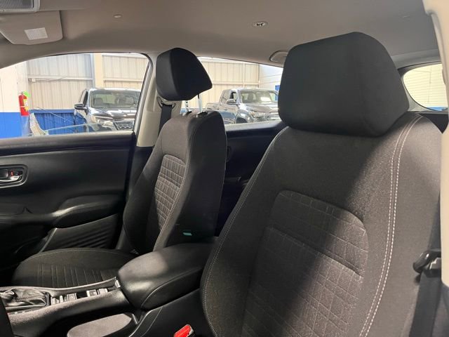 Used 2023 Honda HR-V LX image 23