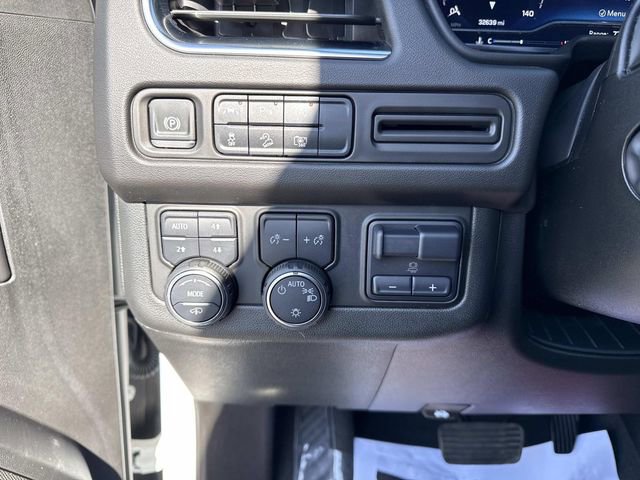 Used 2024 Chevrolet Tahoe Z71 w/ Z71 Off-Road Package image 32