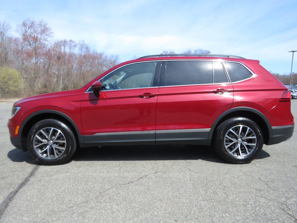 Used 2020 Volkswagen Tiguan SE w/ Panoramic Sunroof Package AWD/4WD image 8