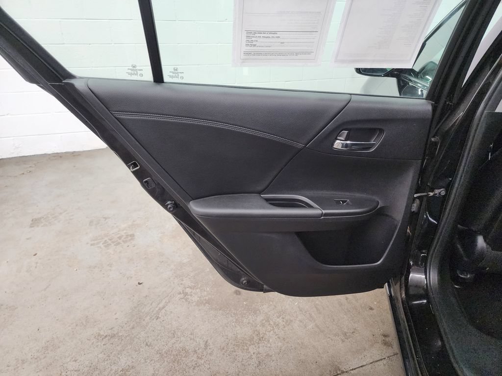 Used 2013 Honda Accord EX-L image 26