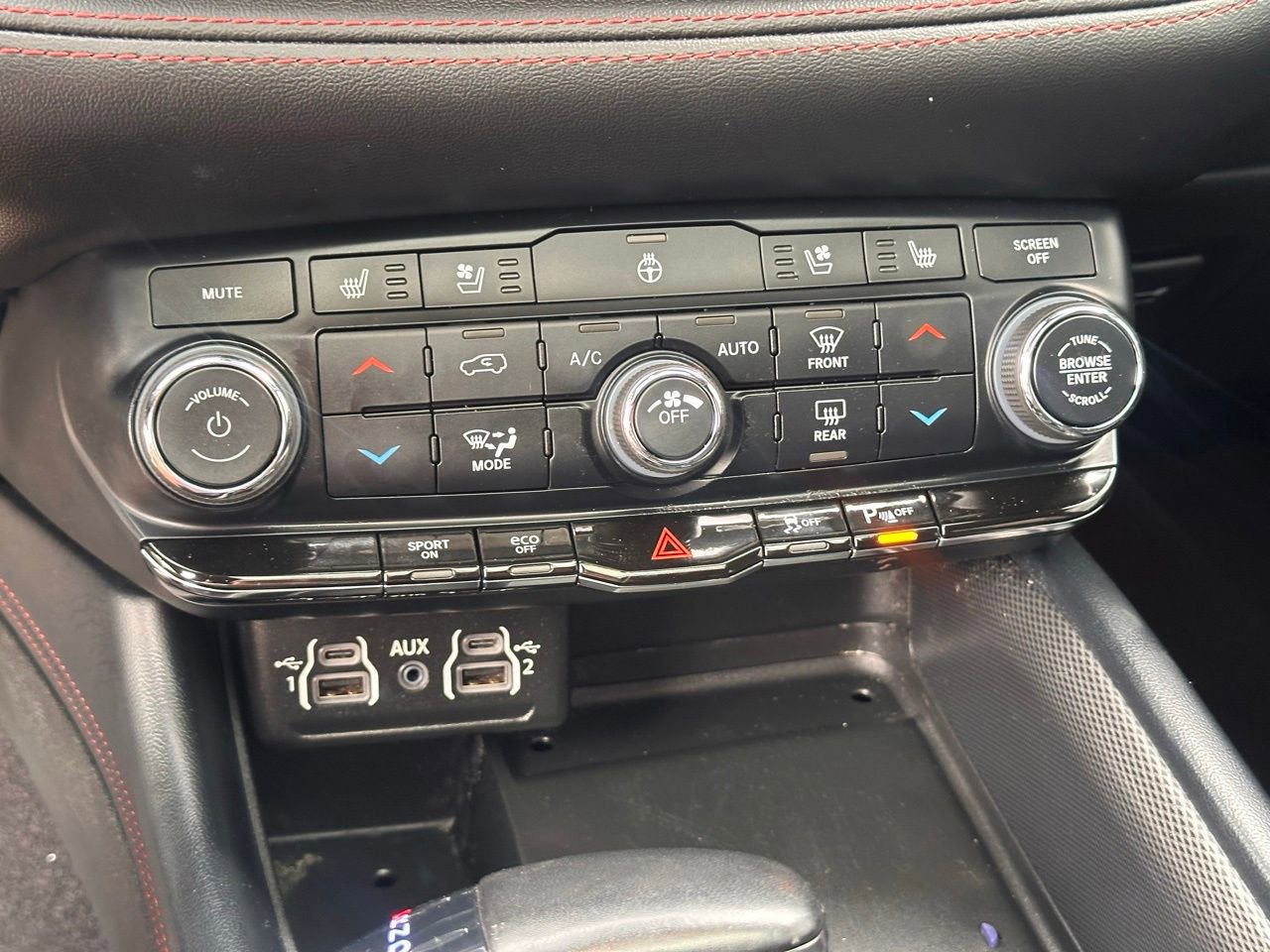 Used 2023 Dodge Durango R/T image 35