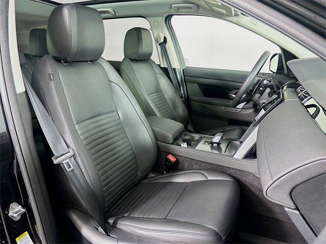 Certified 2024 Land Rover Discovery Sport S image 28