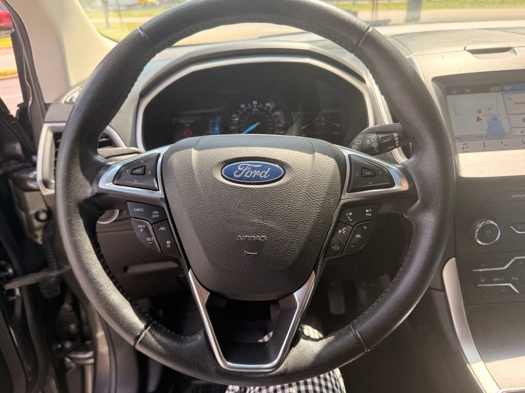 Used 2019 Ford Edge SEL w/ Equipment Group 201A FWD image 10
