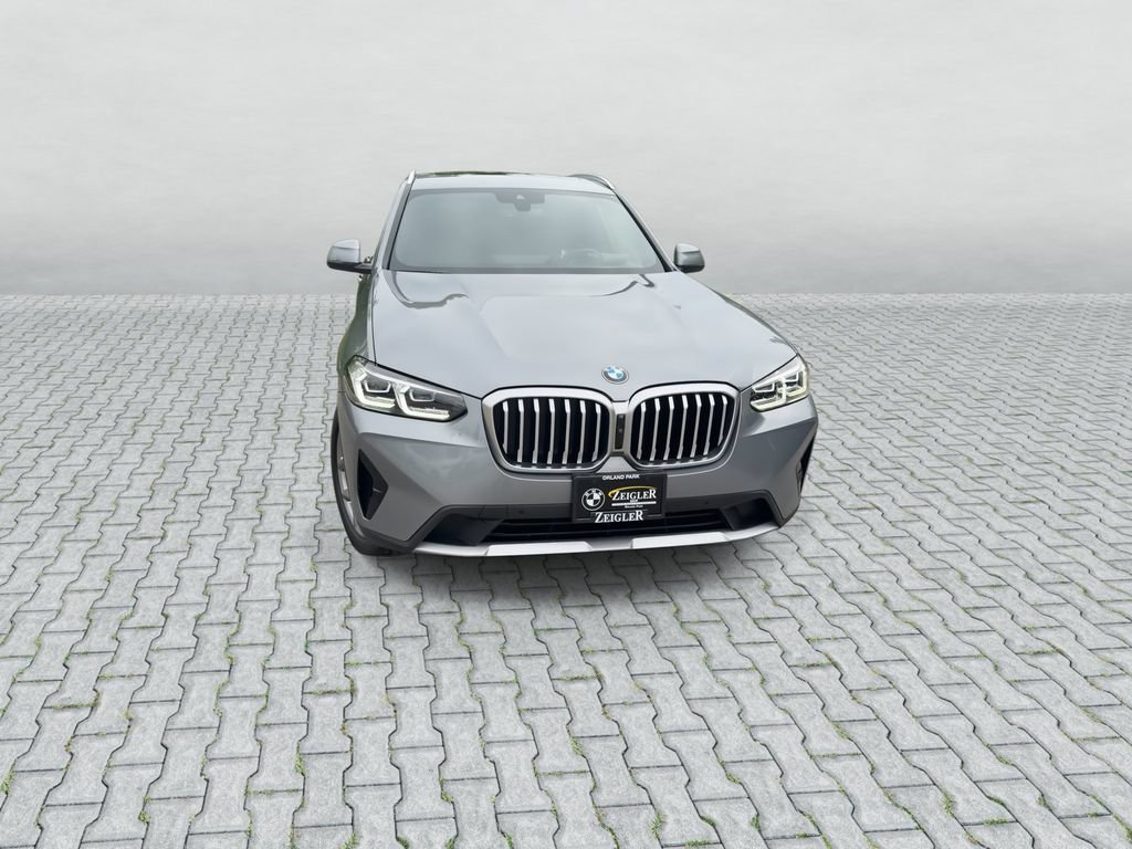 Used 2024 BMW X3 xDrive30i w/ Premium Package AWD/4WD image 2