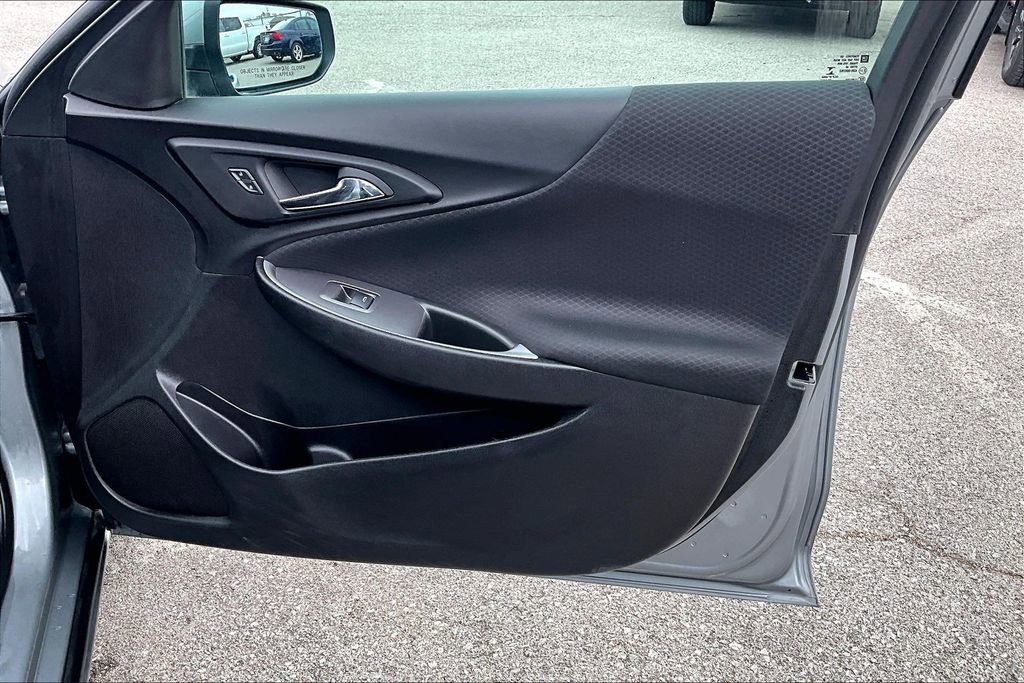 Used 2025 Chevrolet Malibu LT FWD image 24