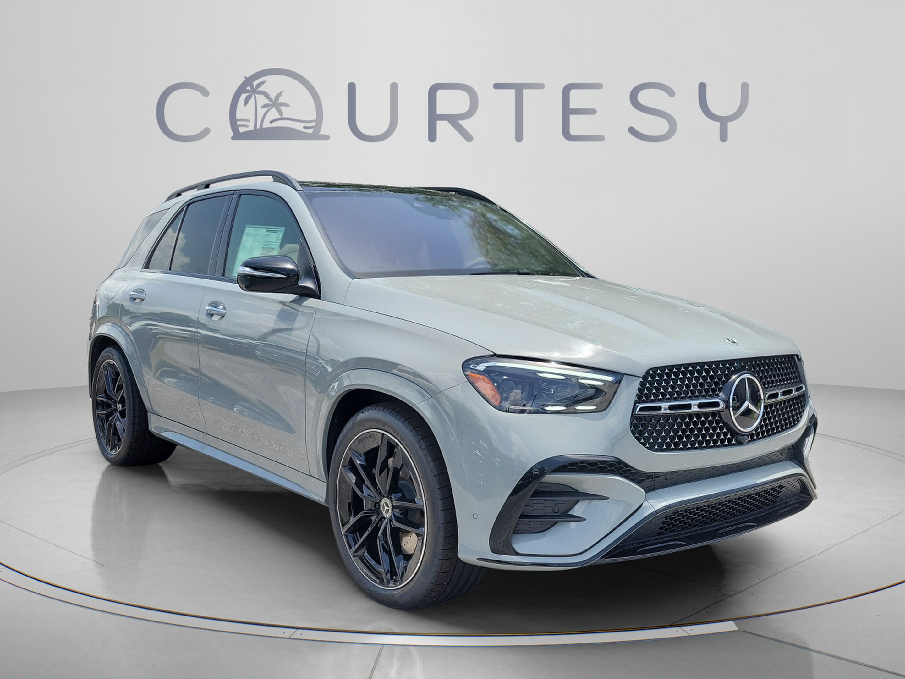 New 2026 Mercedes-Benz GLE 580 4MATIC image 4