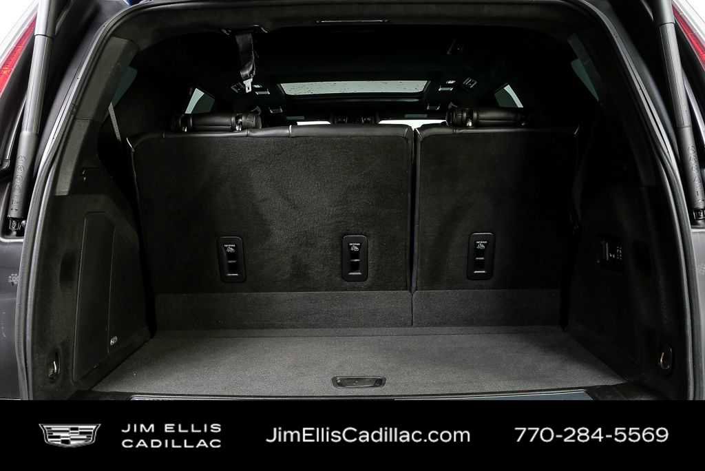 Used 2023 Cadillac Escalade Premium Luxury Platinum w/ Heavy-Duty Trailer Package image 31