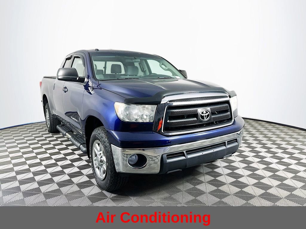 Used 2013 Toyota Tundra Grade w/ Tow Pkg image 2
