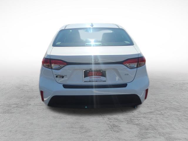 Certified 2025 Toyota Corolla LE image 6