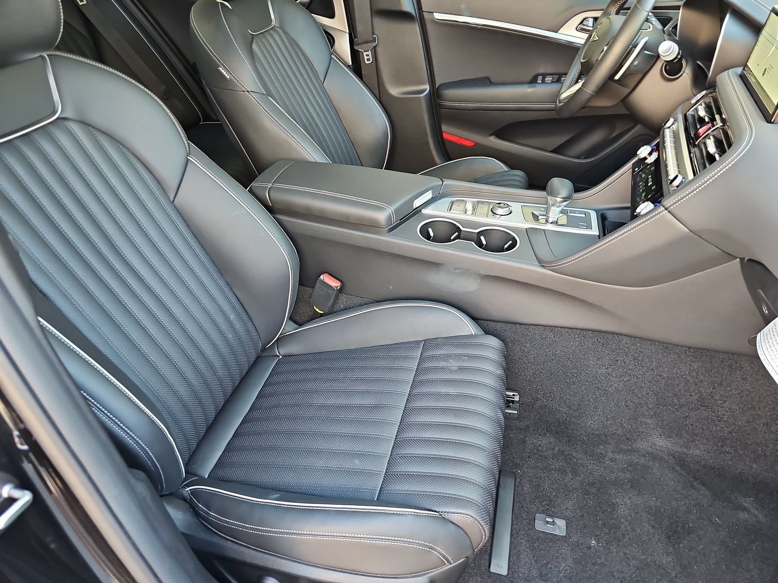 Certified 2026 Genesis G70 2.5T Prestige RWD image 18