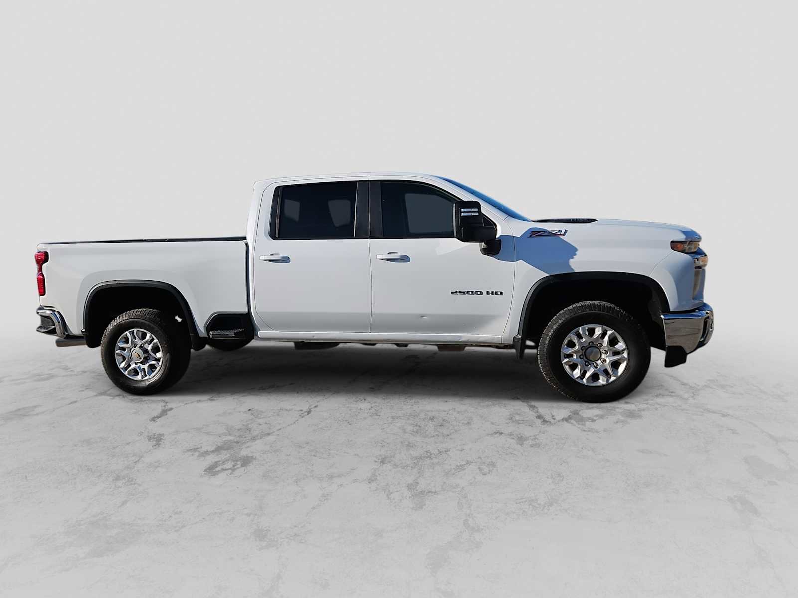 Used 2021 Chevrolet Silverado 2500 LT w/ Z71 Off-Road Package image 9