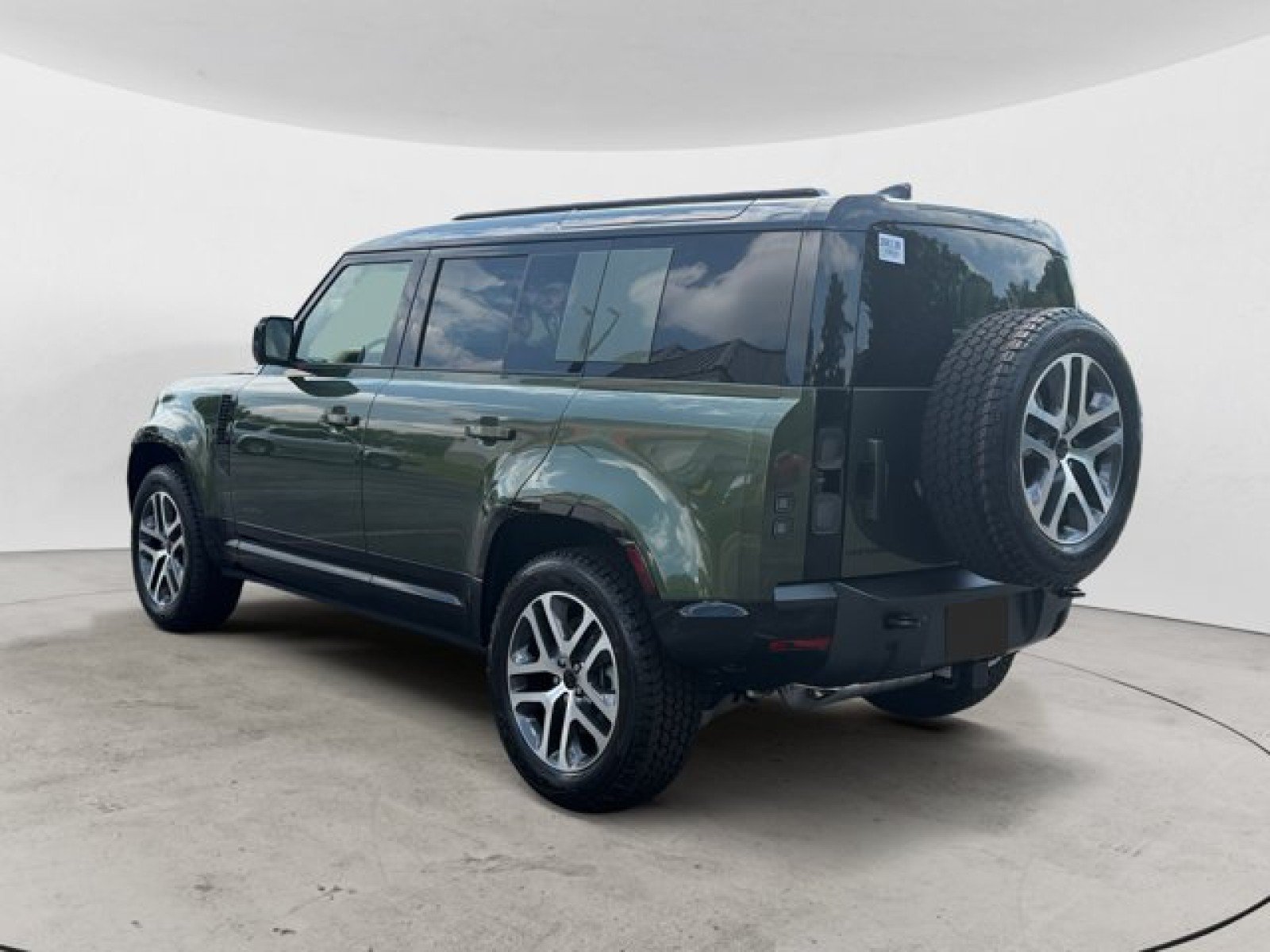 New 2026 Land Rover Defender 110 X-Dynamic SE AWD/4WD image 6