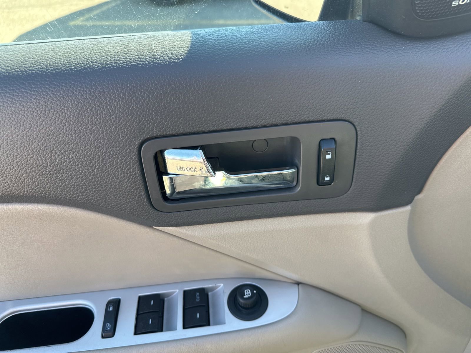 Used 2010 Mercury Milan Hybrid image 15