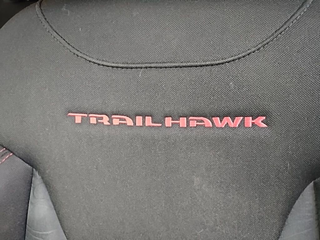 Used 2019 Jeep Renegade Trailhawk w/ UConnect 8.4 Nav Group image 25