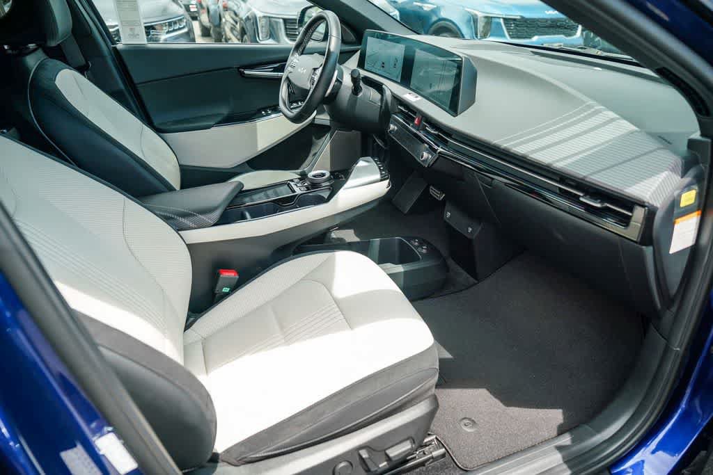 Certified 2023 Kia EV6 GT-Line w/ GT-Line White Seat Package AWD/4WD image 15