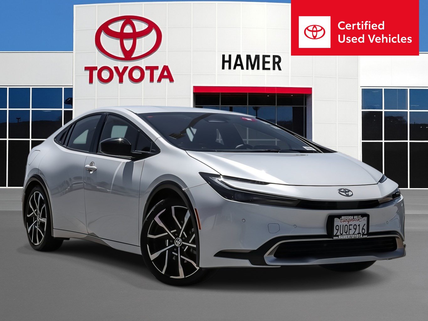 Certified 2025 Toyota Prius Plug-In Hybrid FWD image 1