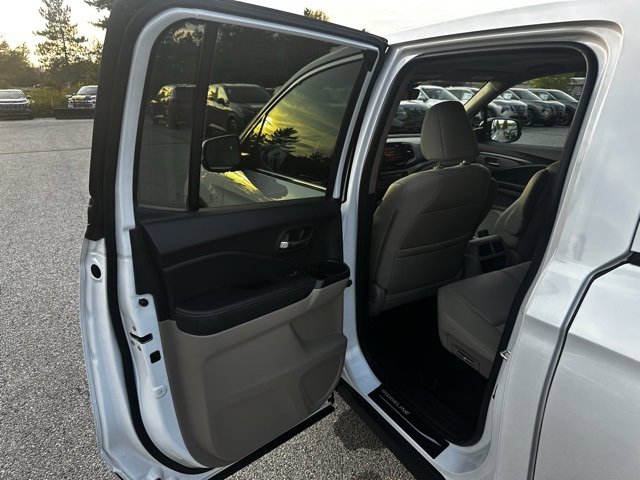 Used 2022 Honda Ridgeline RTL-E image 13