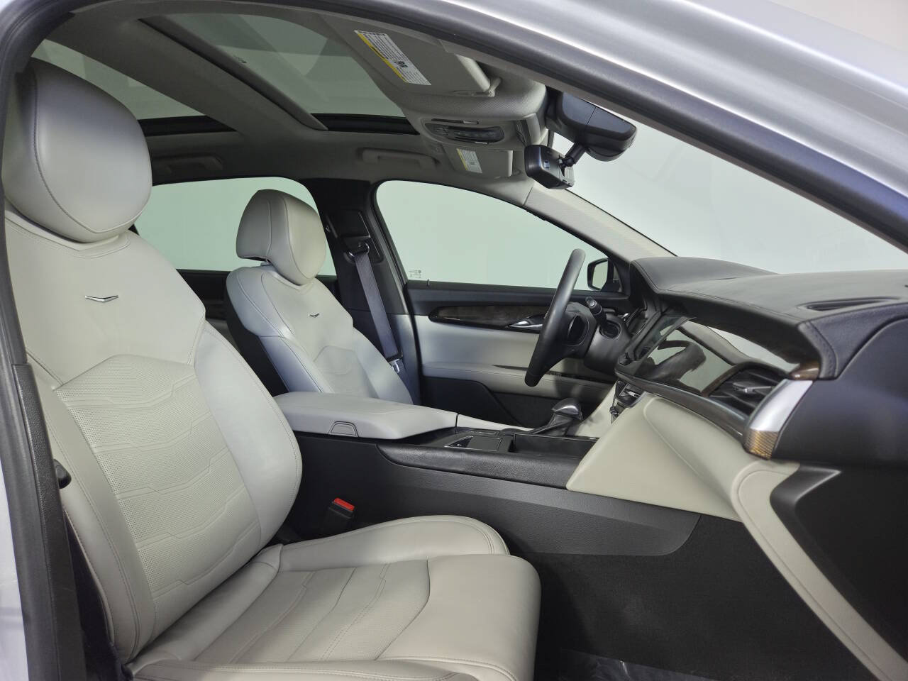 Used 2017 Cadillac CT6 Luxury AWD/4WD image 32