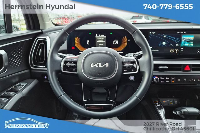 Used 2024 Kia Sorento S w/ Panoramic Sunroof Package image 8
