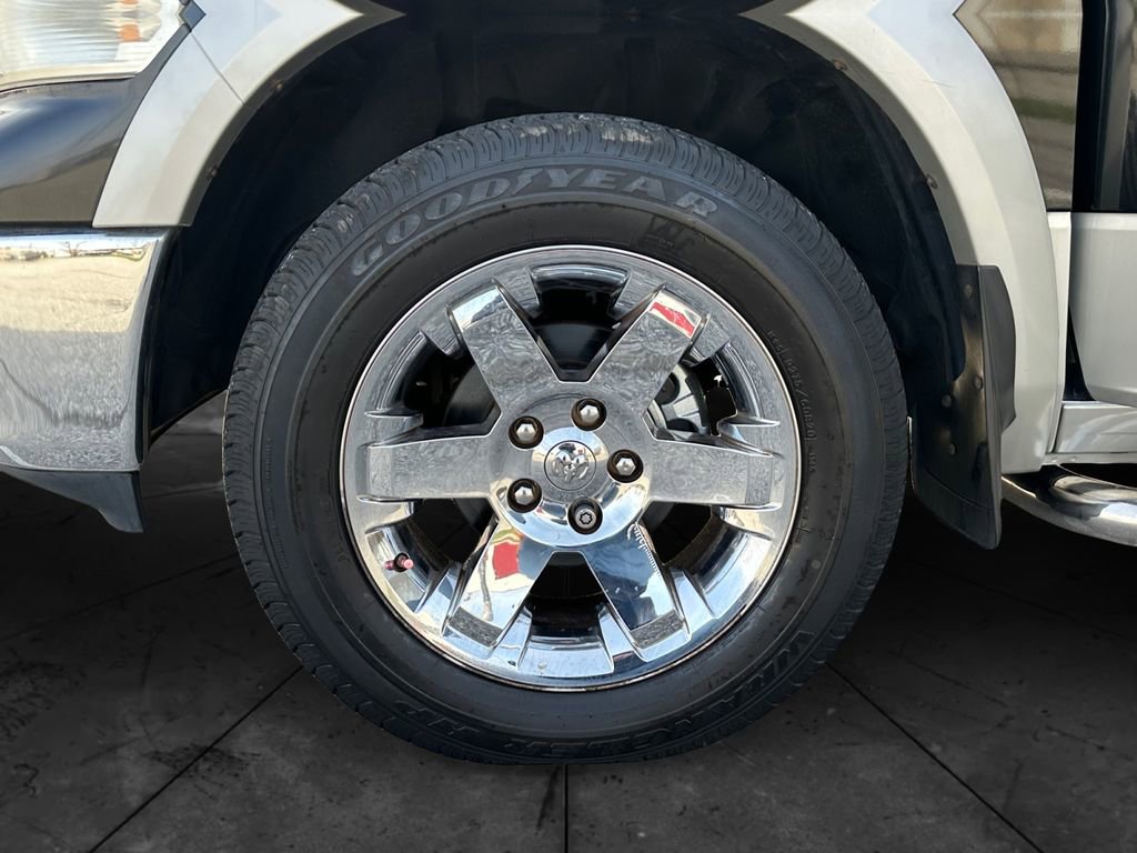 Used 2009 Dodge Ram 1500 Truck Laramie image 14