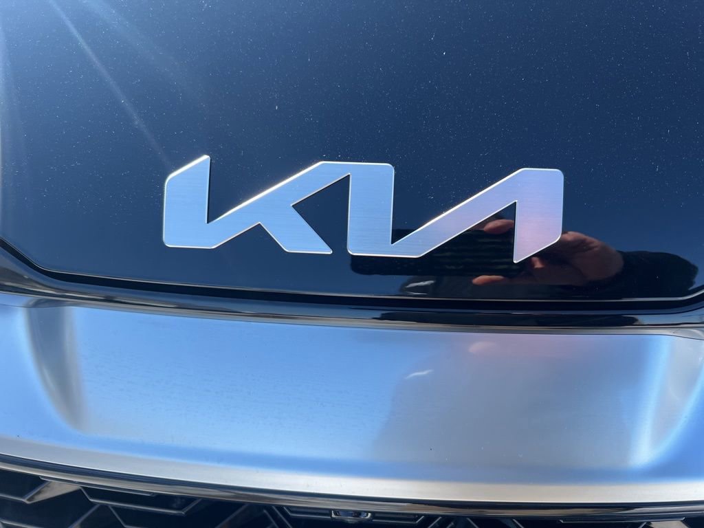 Certified 2023 Kia Sportage SX image 30