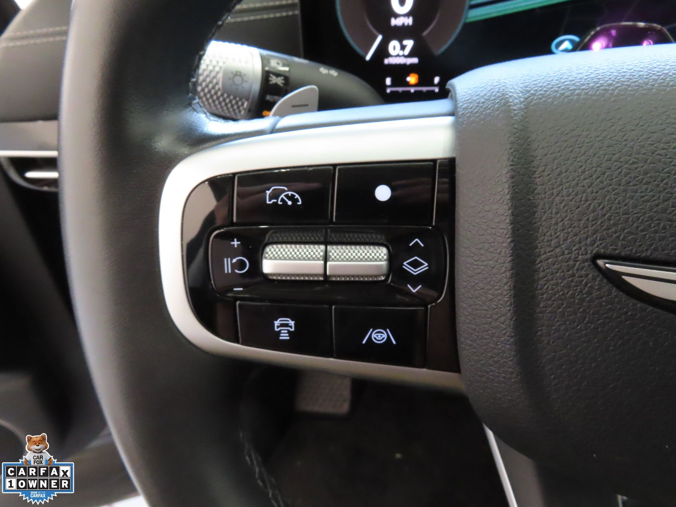 Used 2025 Genesis GV80 2.5T Standard AWD/4WD image 12