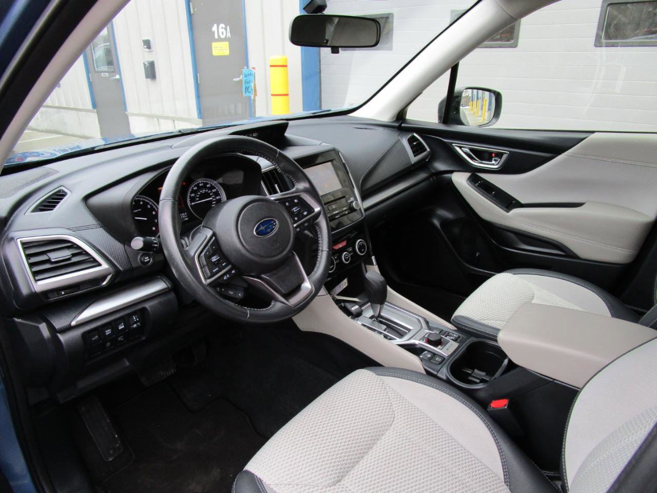 Used 2023 Subaru Forester Premium image 11