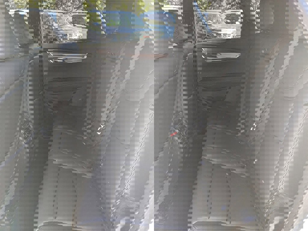 New 2026 Cadillac XT5 Luxury image 16