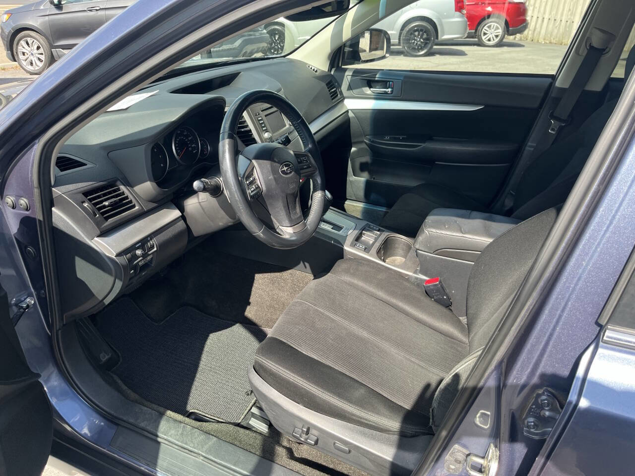 Used 2014 Subaru Outback 2.5i Premium AWD/4WD image 6