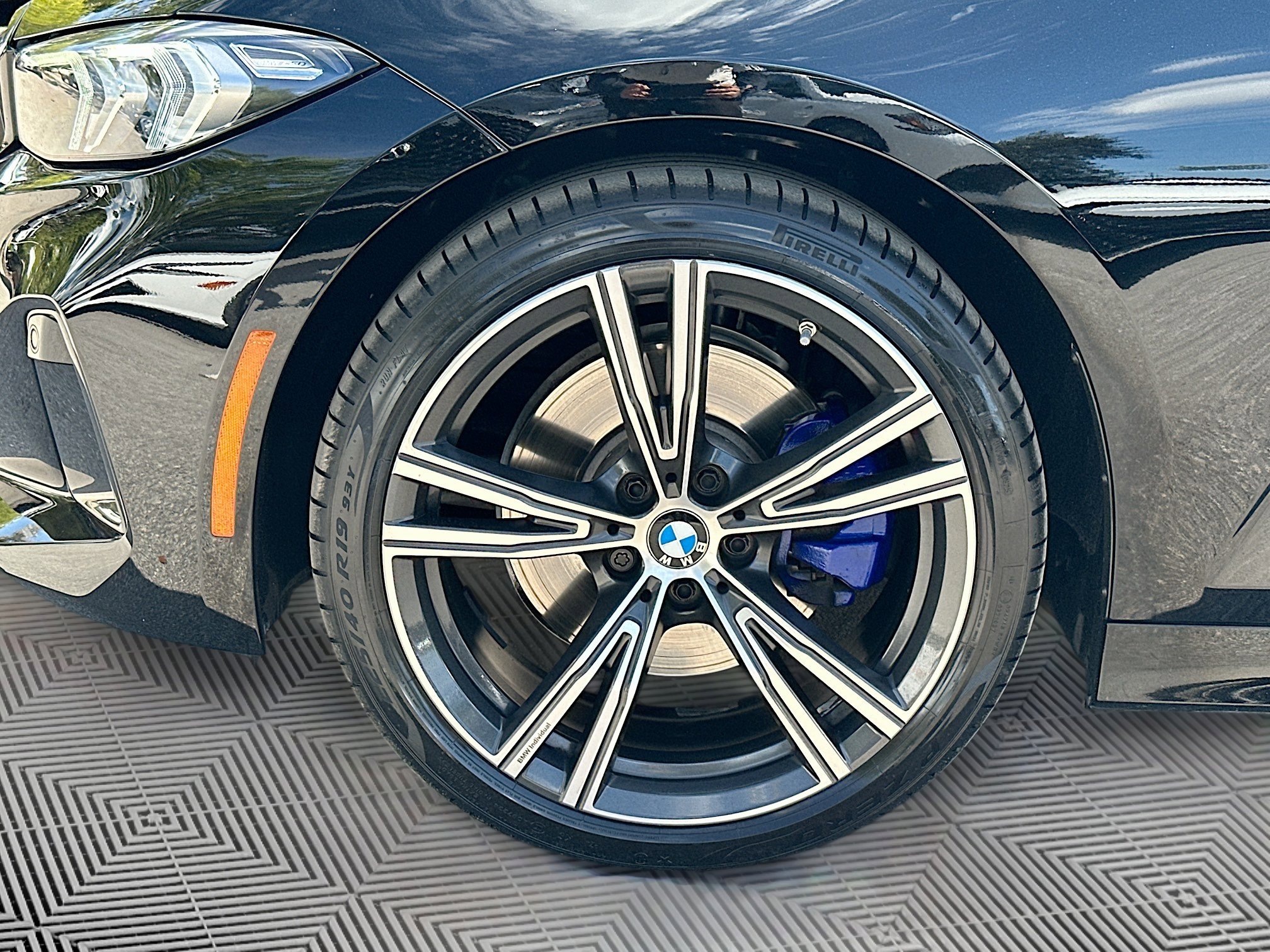 Certified 2024 BMW 330i Sedan w/ Convenience Package image 39