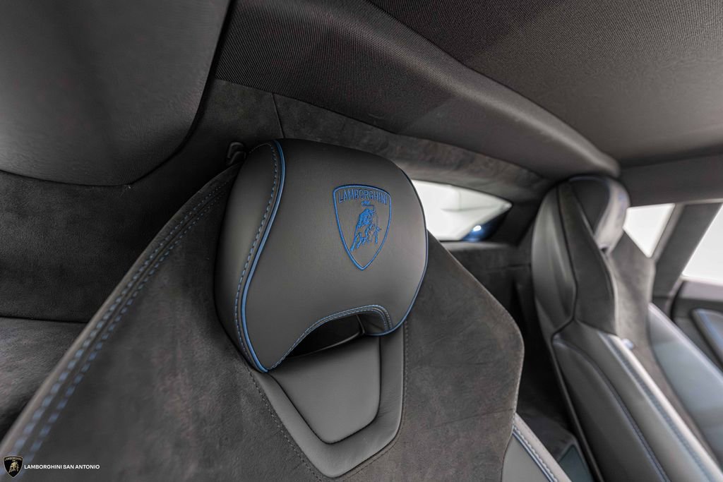 Used 2023 Lamborghini Huracan Tecnica image 25