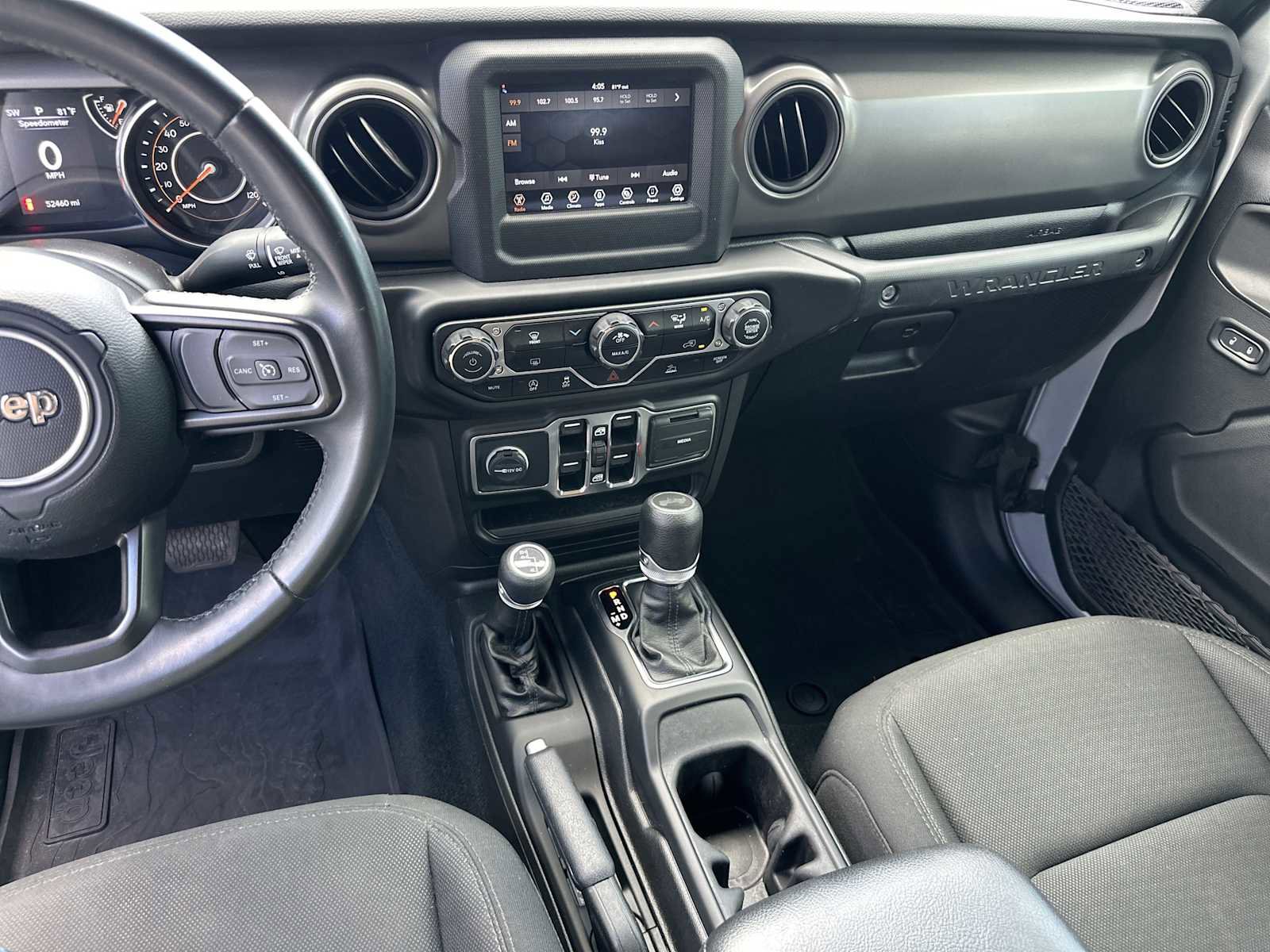 Used 2022 Jeep Wrangler Unlimited Sport image 25
