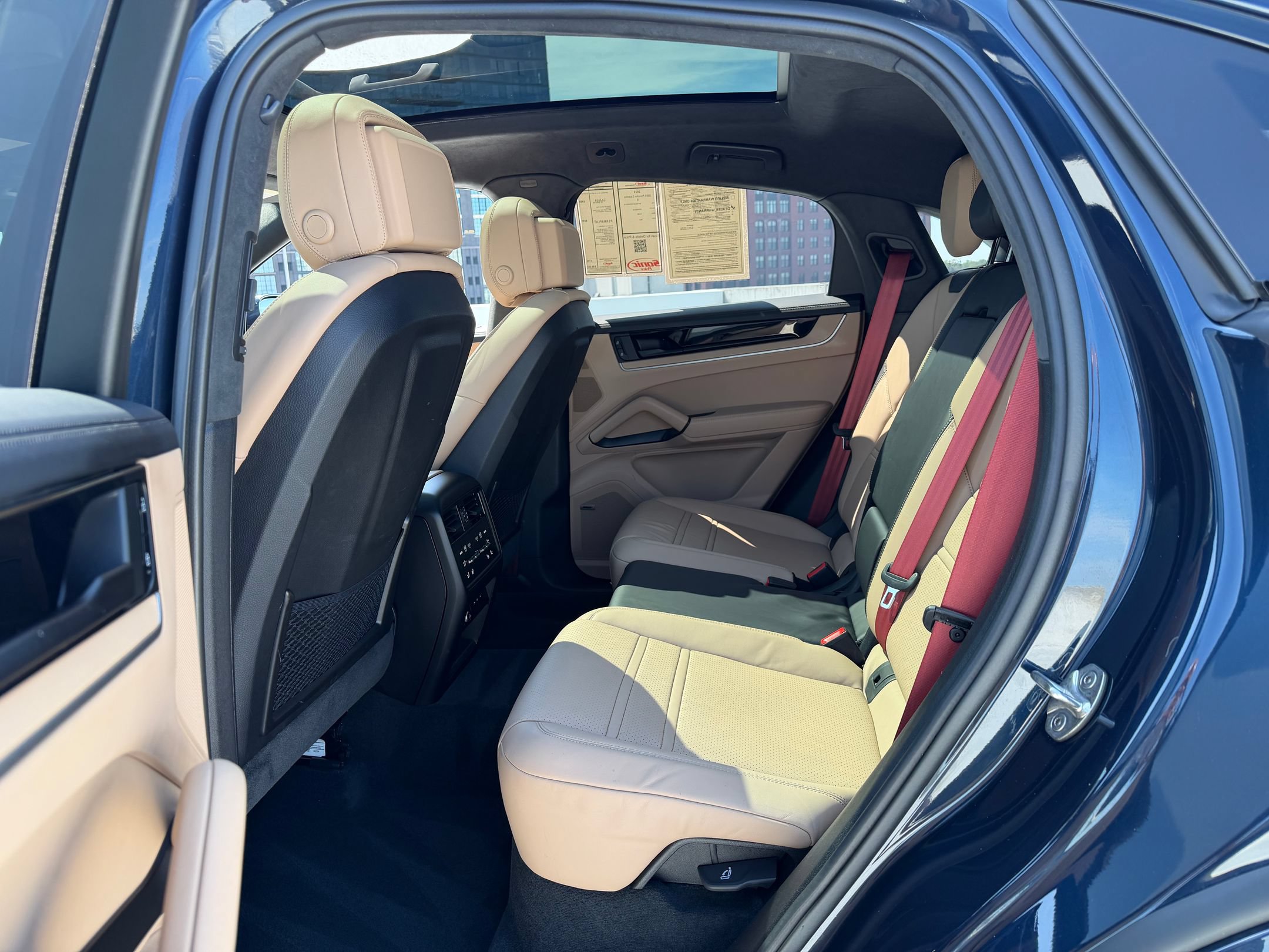 Certified 2024 Porsche Cayenne S AWD/4WD image 20