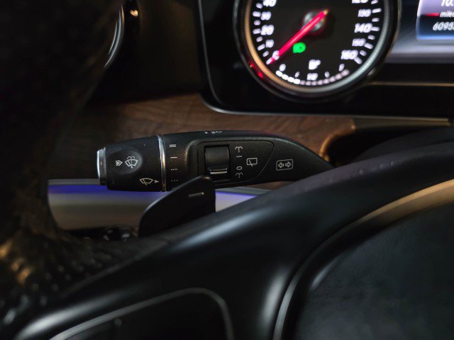 Used 2017 Mercedes-Benz E 400 4MATIC Wagon image 23