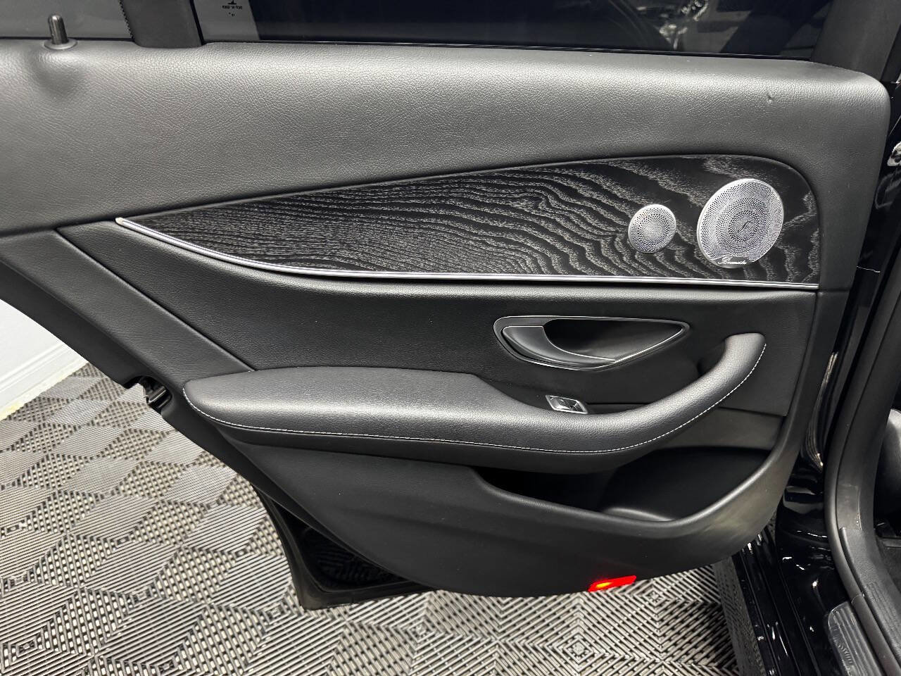 Used 2020 Mercedes-Benz E 350 Sedan image 45