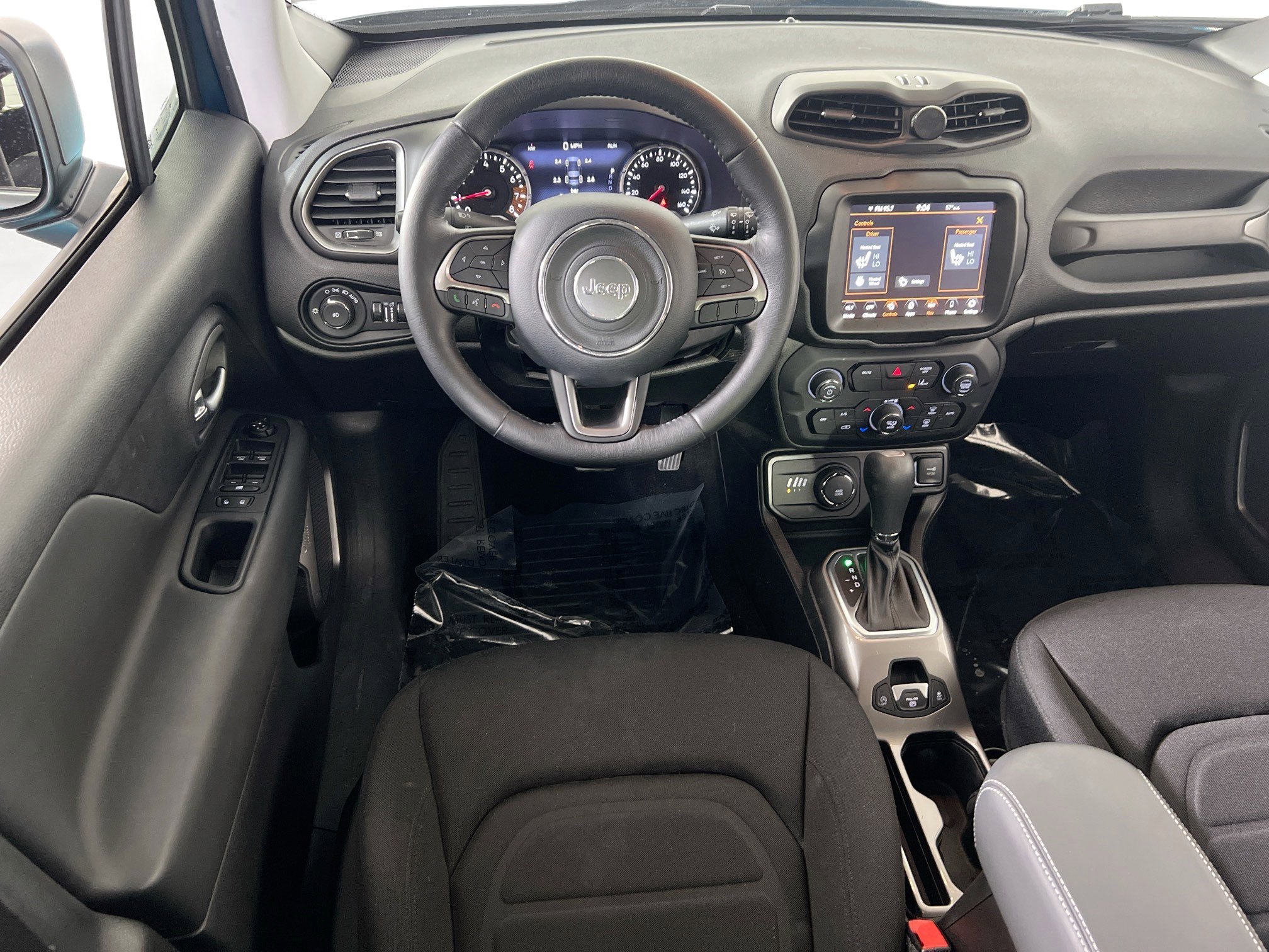 Used 2022 Jeep Renegade Latitude w/ Convenience Group AWD/4WD image 22
