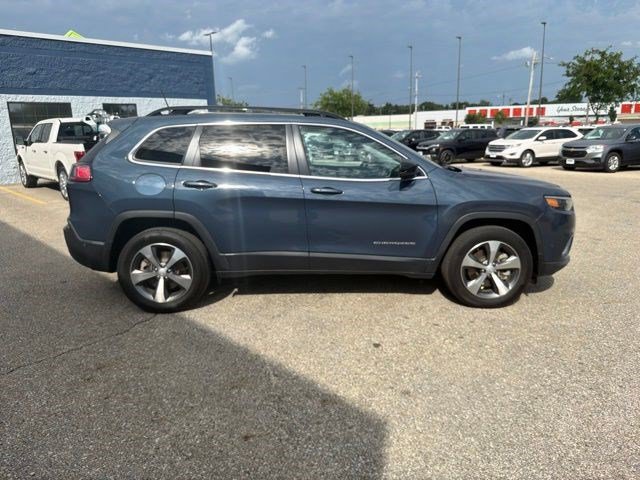 Used 2022 Jeep Cherokee Limited AWD/4WD image 6