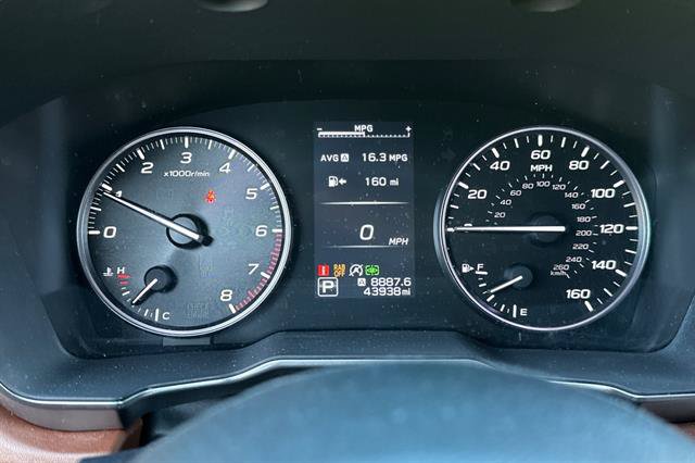 Used 2023 Subaru Outback Touring XT AWD/4WD image 29