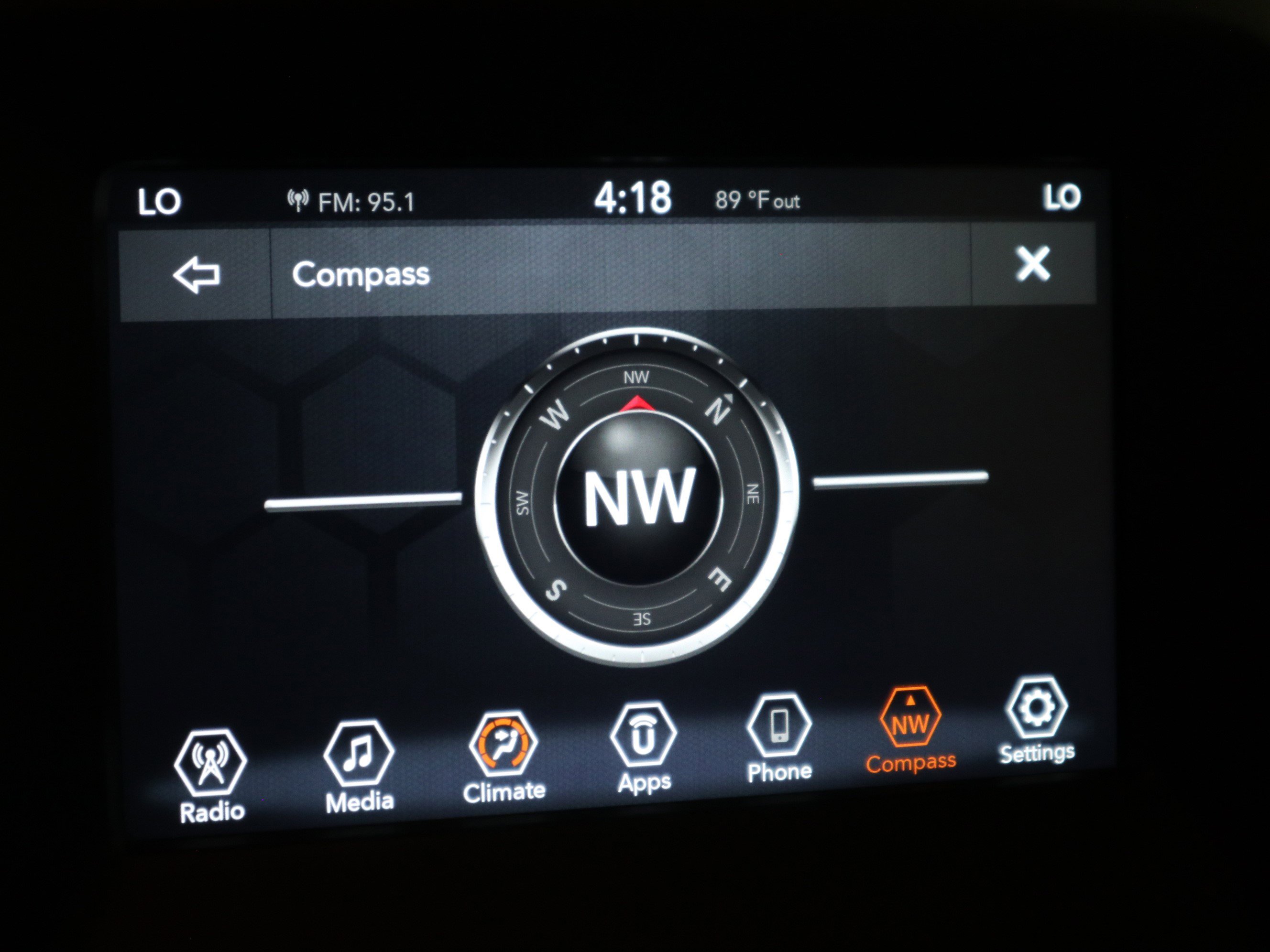 Used 2021 Jeep Compass Latitude FWD image 23