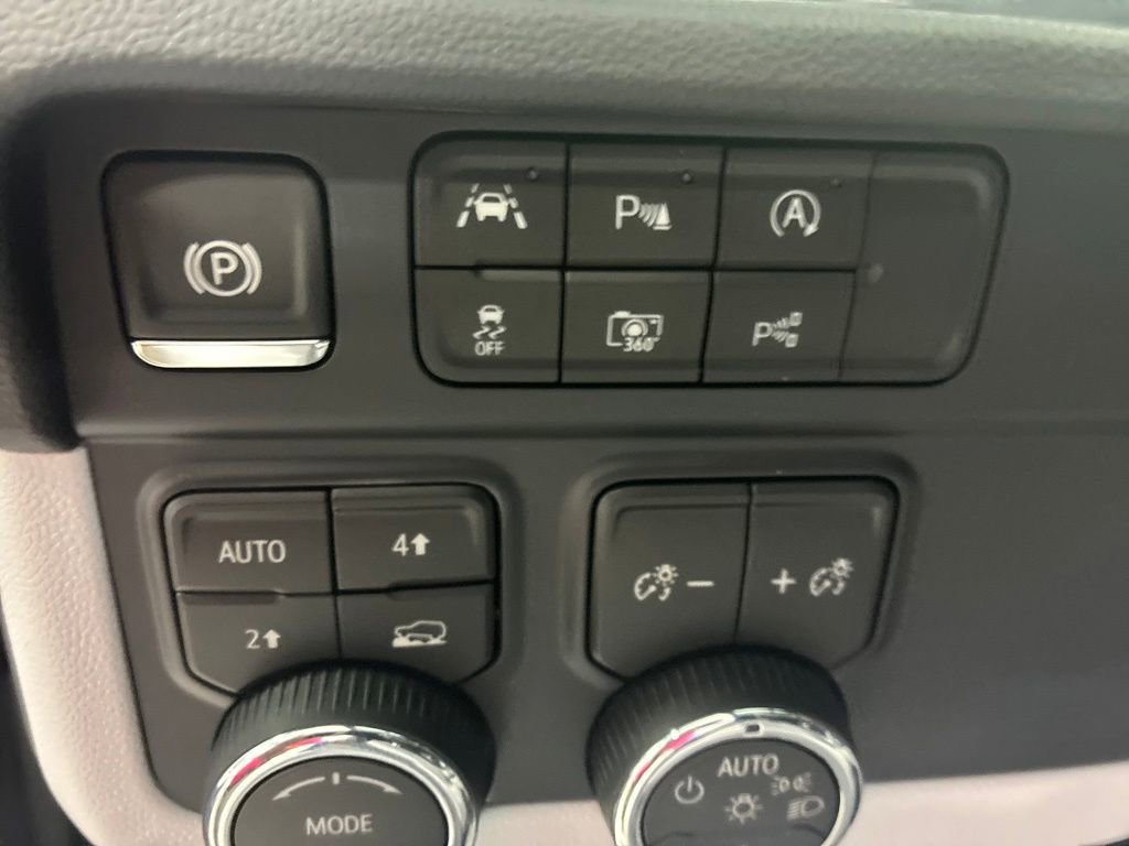 New 2026 Chevrolet Tahoe Premier AWD/4WD image 22