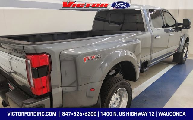 Used 2024 Ford F450 Platinum w/ FX4 Off-Road Package image 4