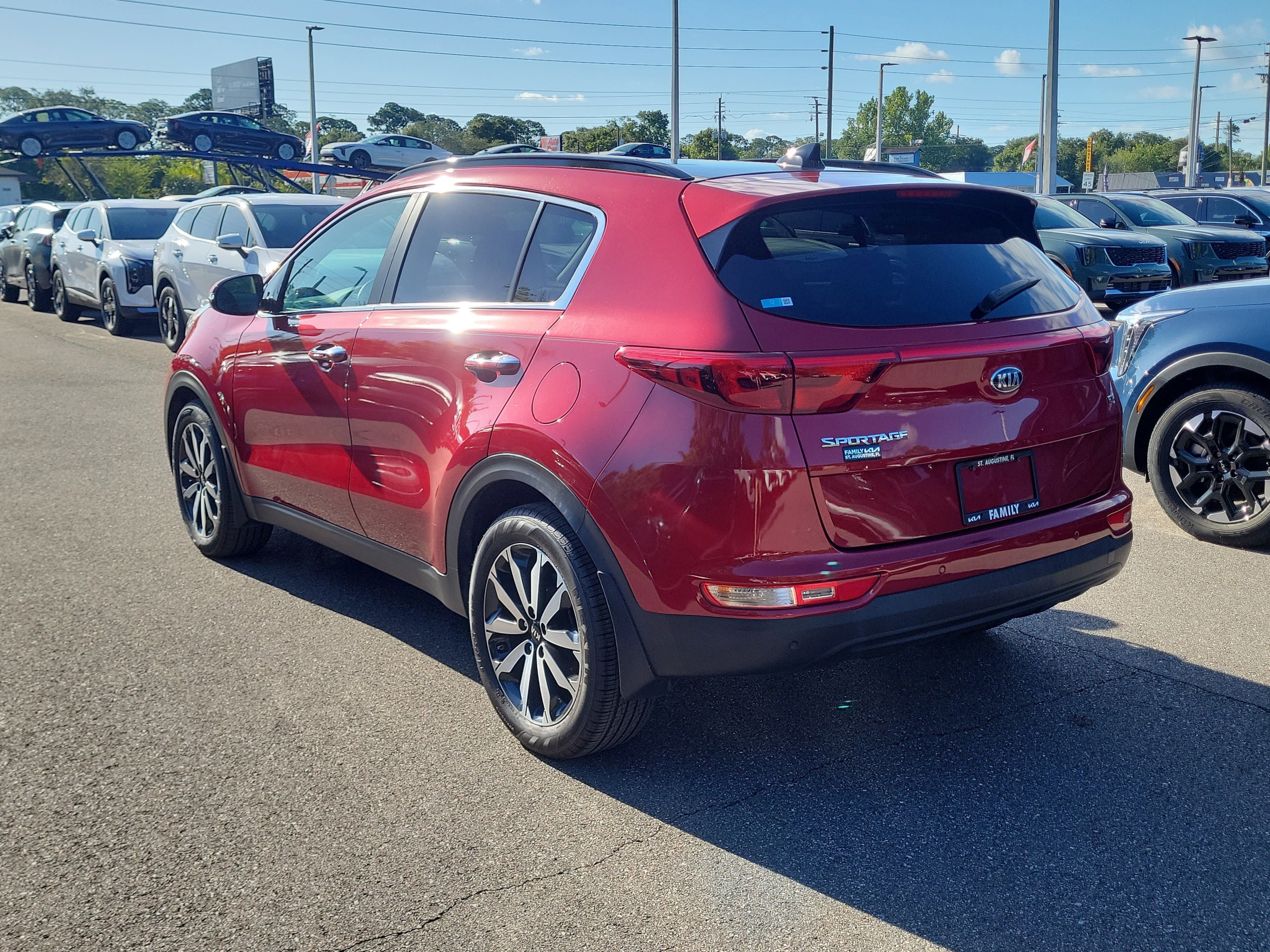 Used 2018 Kia Sportage EX w/ EX Technology Package FWD image 4