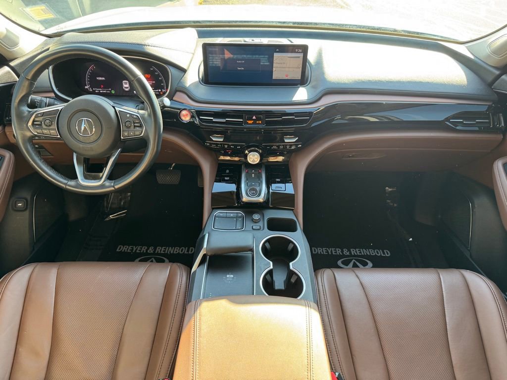 Used 2023 Acura MDX SH-AWD w/ Technology Package image 17