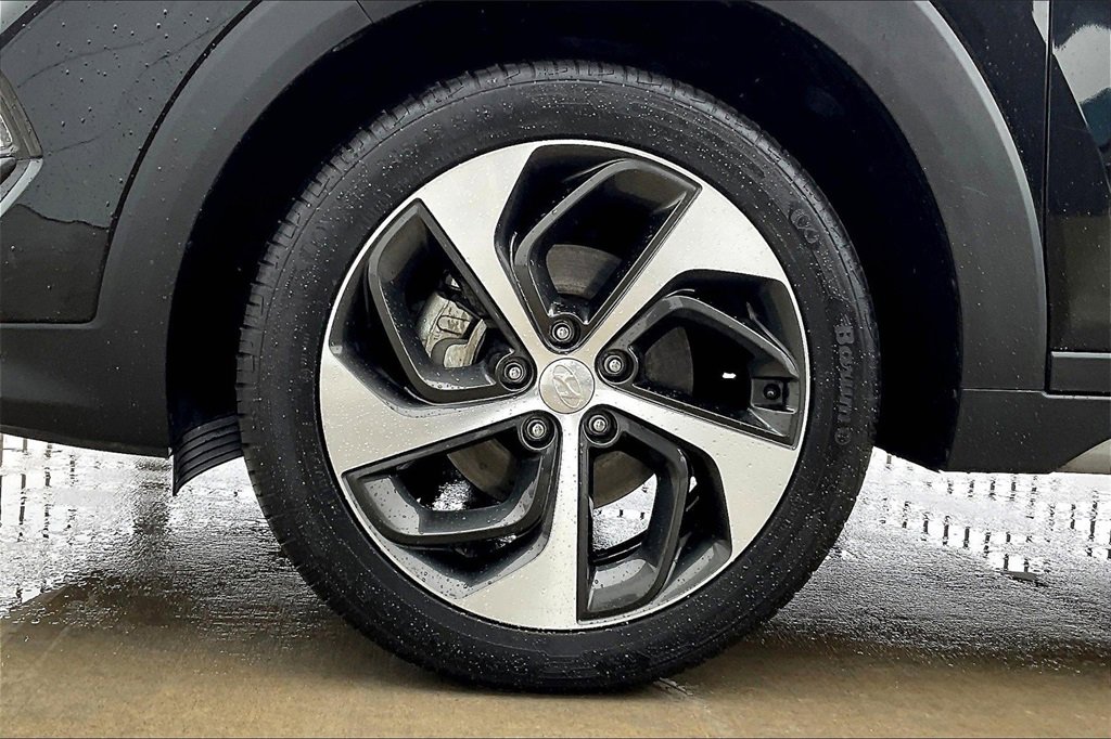 Used 2017 Hyundai Tucson Sport image 9