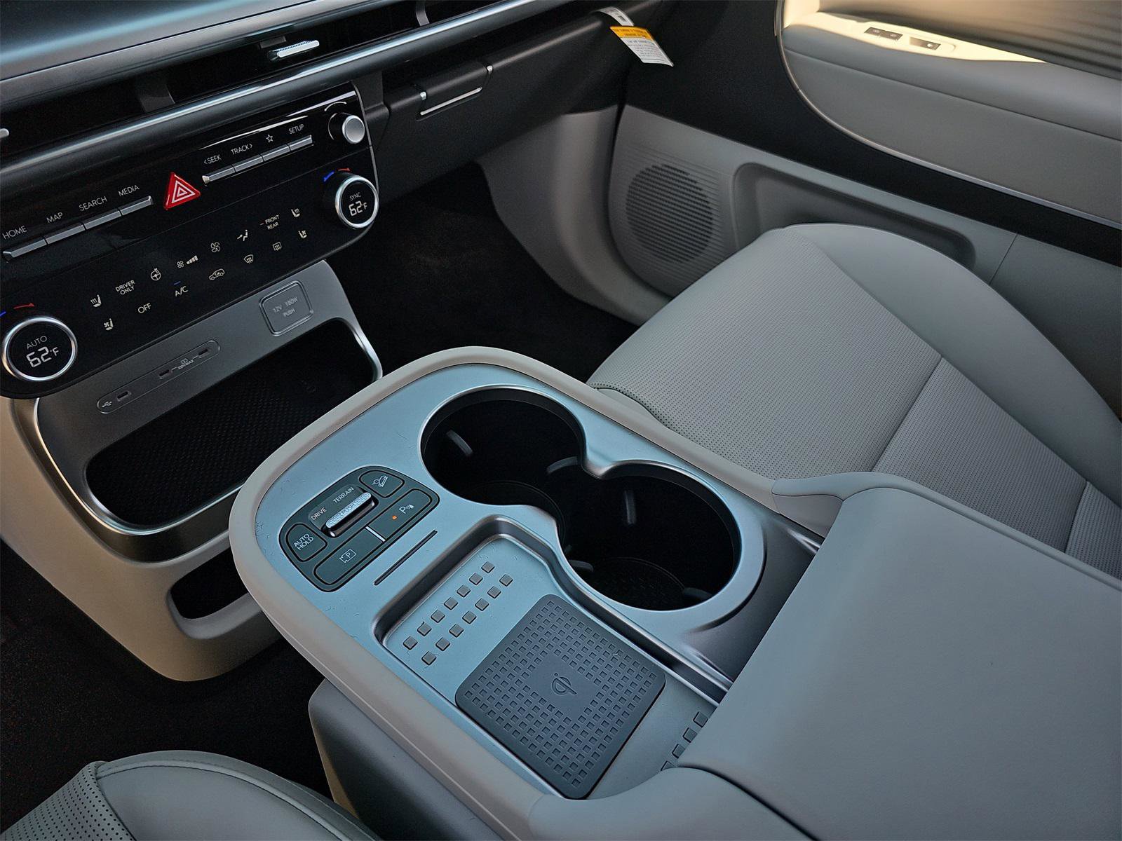 New 2026 Hyundai Ioniq 9 SEL image 28