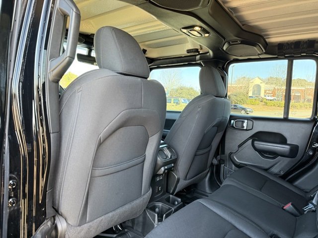 Used 2023 Jeep Gladiator Willys image 27