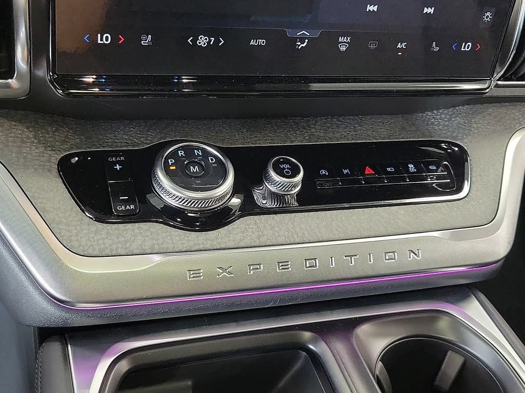 New 2027 Ford Expedition Tremor w/ Driver's Package AWD/4WD image 16