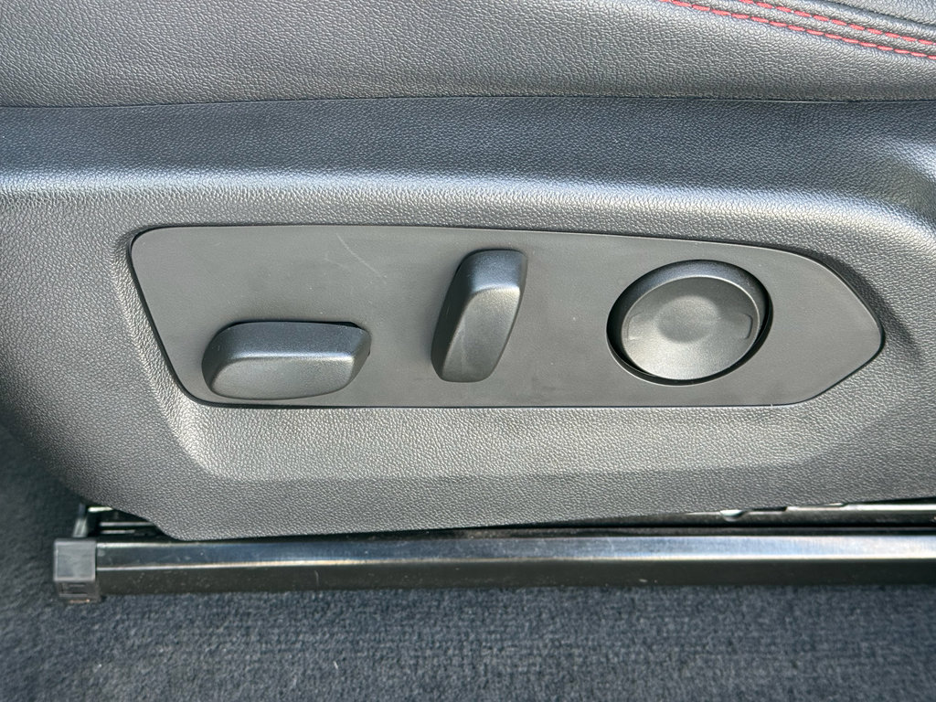 Used 2023 Chevrolet Colorado Z71 w/ Z71 Convenience Package 2 image 13