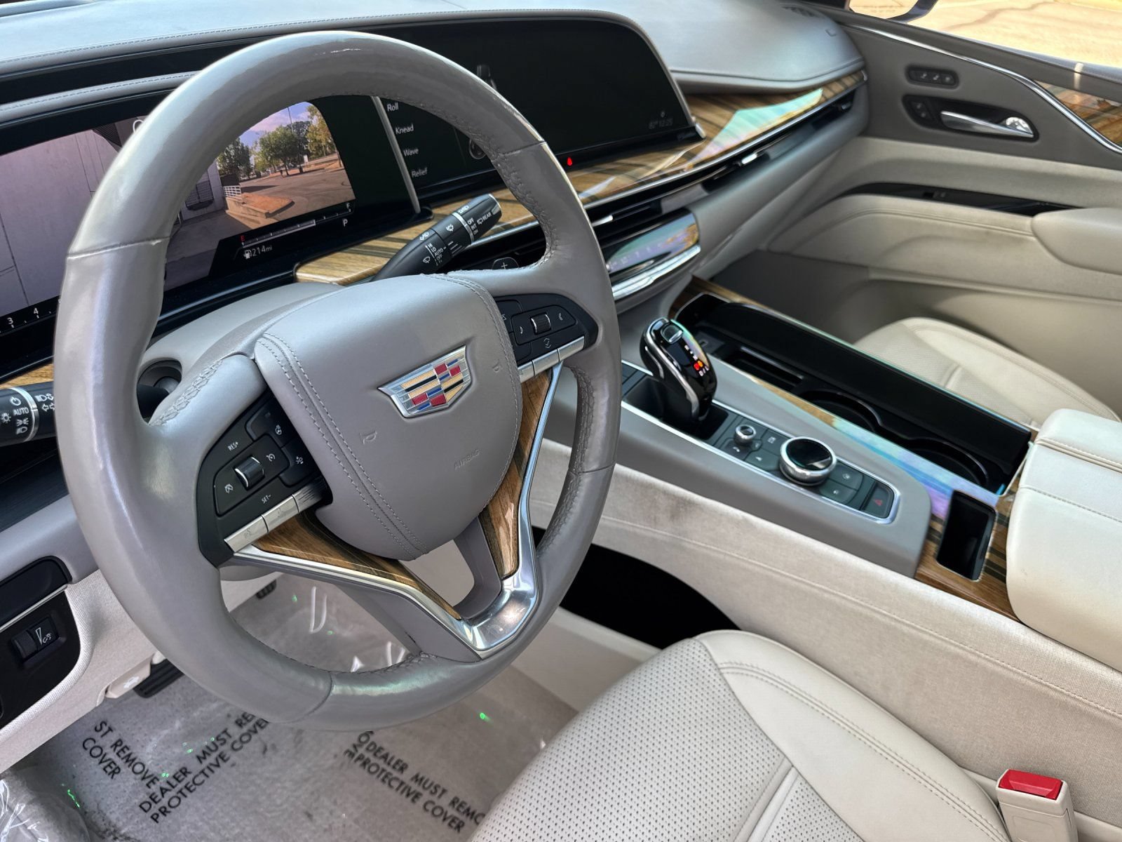 Used 2021 Cadillac Escalade Sport Platinum RWD image 10