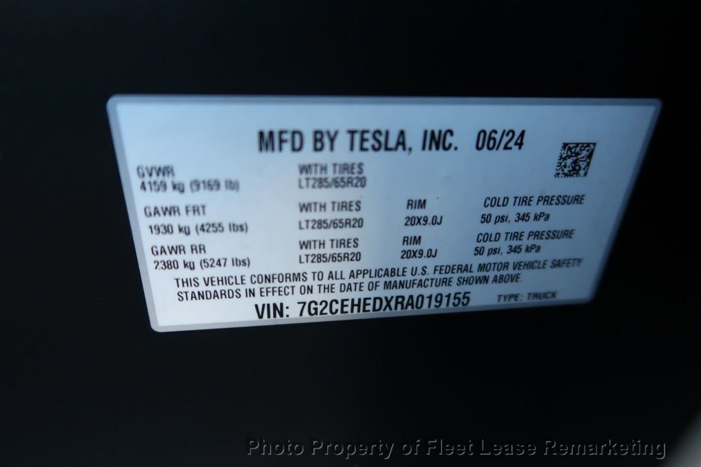 Used 2024 Tesla Cybertruck AWD Crew Cab image 14